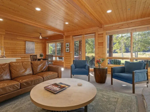 Bristlecone at Deer Valley Resort - Three Bedroom Condo with Hot Tub #201 3 Condo