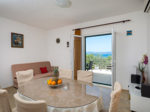 Holiday house Villa Ante - with pool: Rogac, Island Solta