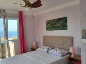 Laila Otel  Karaburun