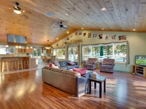 Sequoia Chalet 5 Bedroom Home