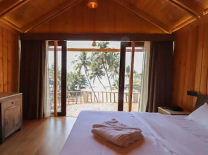 Flamingo Beach Resort