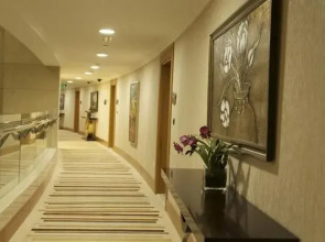 Отель Grand Belle Vue 