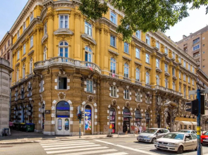 Luxury Number 1 Apartments