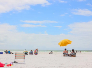 Siesta Key Beach Resort and Suites