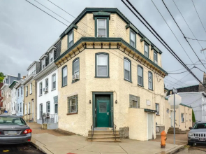 Hideaway on Hermit Street - Walk to Main Street Manayunk