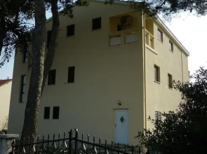 Apartments Zdenko