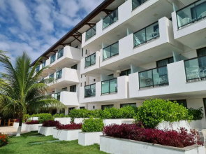 Laguna Beach Flat by AFT