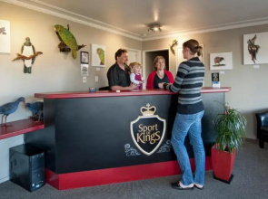 Sport of Kings Motel
