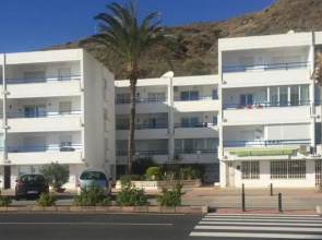 Seaview Balcony - 3 Bedroom Apartment Sleeps 6