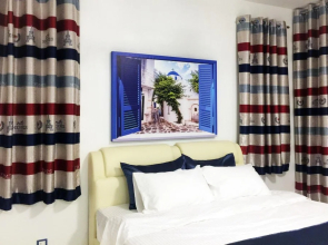 Tropical Santorini Guest House