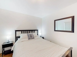 1BR Sunlit Retreat w/ Patio - Near Golf & Parks
