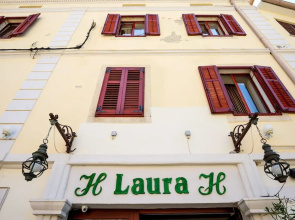 Rooms Laura