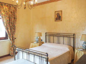 Amazing Home in Butera With Jacuzzi, Wifi and Private Swimming Pool