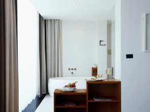 La Flora Resort Patong