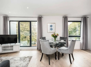 Royal Crescent Apartments Vittrum Suites