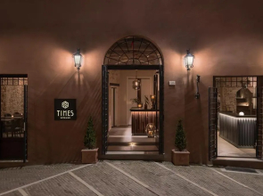 Times Suites Guesthouse