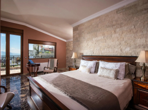 Villa Bella Mare, Wine Dark Sea Villas
