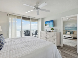 Ocean Walk 506