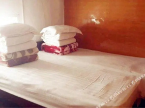 Jiuling Ganglv Hotel