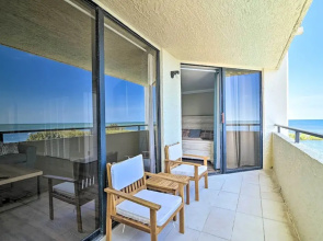Waterfront Condo: Resort Pool, Tennis & Beach