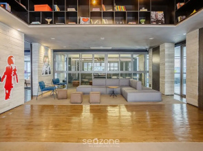 Studio w/ pool near subway FRE2112