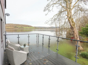 Vyrnwy Lakeside - Bala Lake