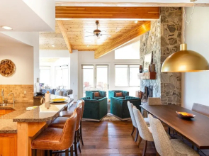 Trail's End Lodge at Deer Valley Resort - Three Bedroom Residence with Spa #506 3 Condo