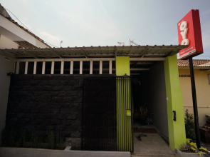 Nindy Homestay by OYO Rooms