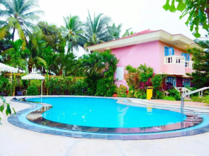 Coconut Grove Beach Resort