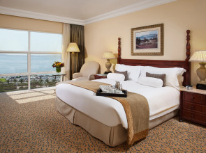 The Table Bay Hotel