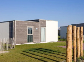 Villa in Nieuwvliet Near Beach Resort