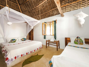 Shanuo Beach Bungalows