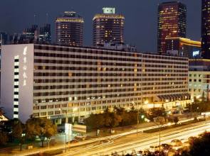Jinglun Hotel