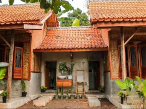 Paddies Homestay Sukawangi RedPartner