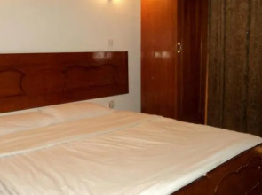 Flowers Land Hotel and Restaurant