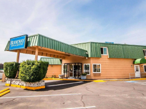 Rodeway Inn & Suites Portland West - Beaverton