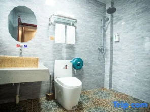 West of the West on the Journey