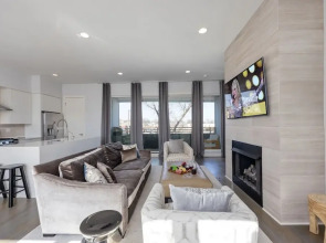 Nashville Notes - Sleeps 8 - Mins to Broadway!