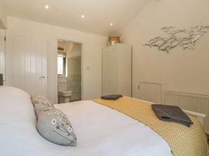 Harbour View Retreat