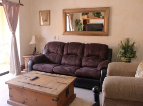 Marina Pinacate 1BR 220-V by Casago