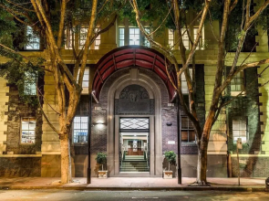 Darling Harbour Spacious Apartment