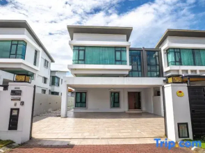 Cheekaaboo Playhouse Ipoh I Private Pool Family Stay with Indoor Playzone