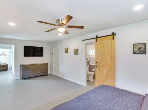Granbury Home w/ Lake Views ~ 6 Mi to Boat Launch!