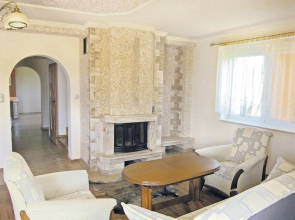 Amazing Home in Rowy With 4 Bedrooms