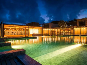 The Gallery Hotel Nai Harn