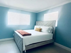 Iconic 3BD Home Mins From the Beach Pompano FL