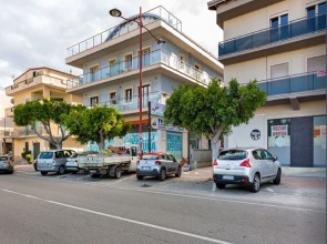 Upscale Apartment in Torre Melissa near Beach