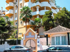 Amazing 3BD apt and Pool. Señorío de Aloha