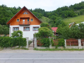 Pensiunea Piatra Mandrutului