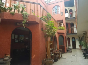 Hostel Carlos V